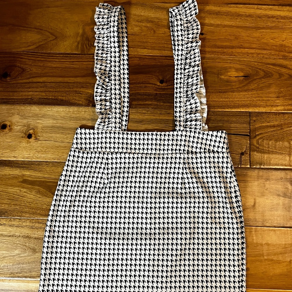 Houndstooth jumper
